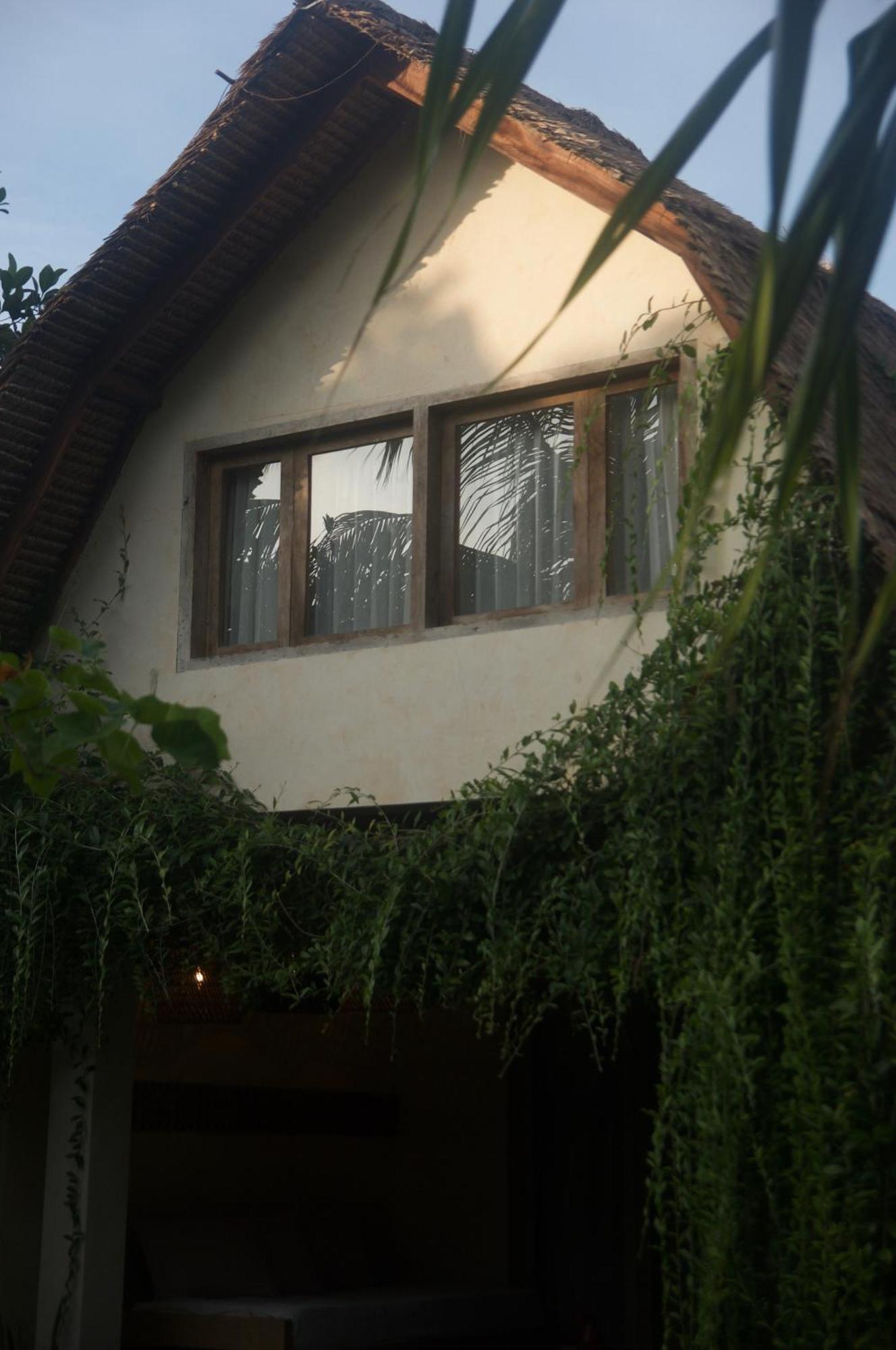 Owa Lodge Areguling Kuta  외부 사진